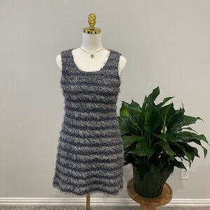 Chic Sleeveless Dress